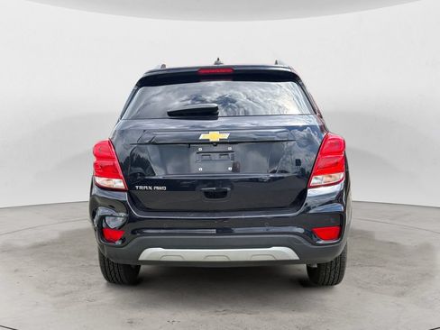 Used 2022 Chevrolet Trax LT w/ Driver Confidence Package AWD/4WD image 4
