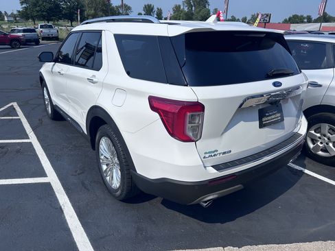 Used 2020 Ford Explorer Limited AWD/4WD image 10