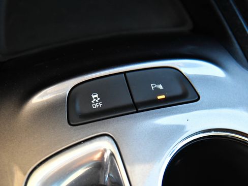 Used 2022 Chevrolet Malibu LS FWD image 22