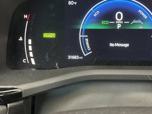 Used 2026 Toyota Camry LE FWD image 27