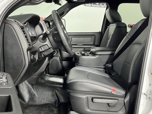 New 2026 RAM 5500 Tradesman w/ Chrome Appearance Group image 23