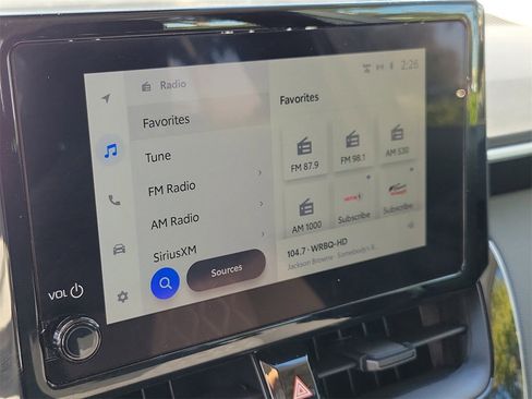 Used 2025 Toyota Corolla LE image 24