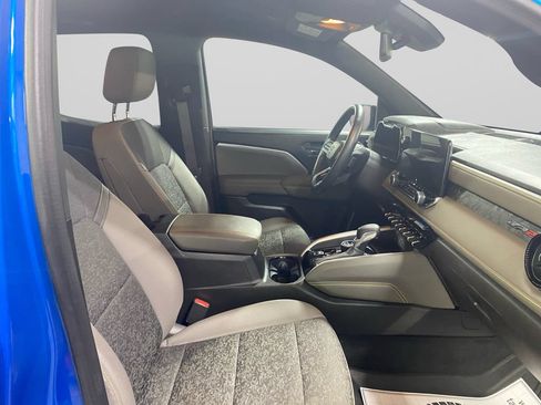 Used 2024 Chevrolet Colorado ZR2 w/ Safety Package AWD/4WD image 10