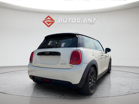 Used 2018 MINI Cooper 2-Door Hardtop FWD image 10