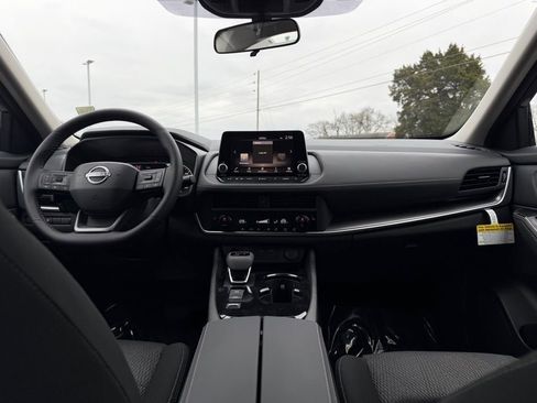 New 2026 Nissan Rogue SV w/ Cold Weather Package FWD image 18
