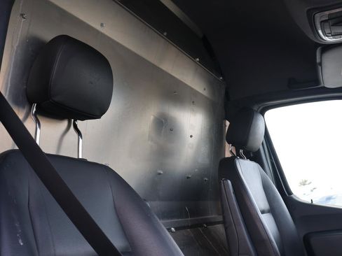 Used 2020 Mercedes-Benz Sprinter 3500 image 17