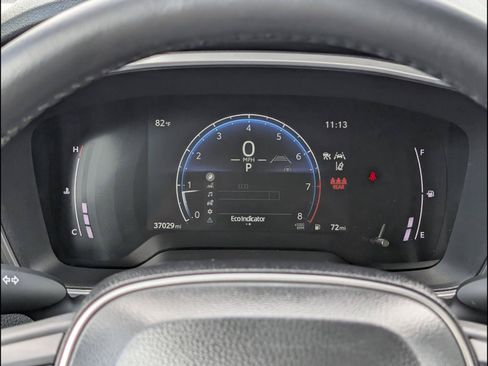 Used 2024 Toyota Corolla Cross XLE w/ Convenience Package FWD image 13