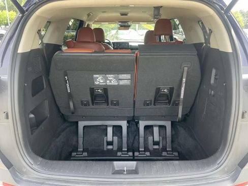 Certified 2025 Kia Carnival EX FWD image 15
