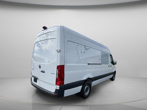 New 2025 Mercedes-Benz Sprinter 2500 image 6