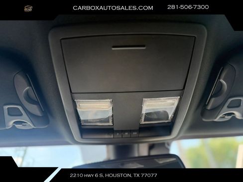 Used 2022 Dodge Challenger GT w/ Plus Package RWD image 17