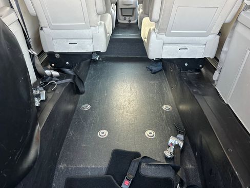 Used 2017 Dodge Grand Caravan SE w/ Power Window Group image 23