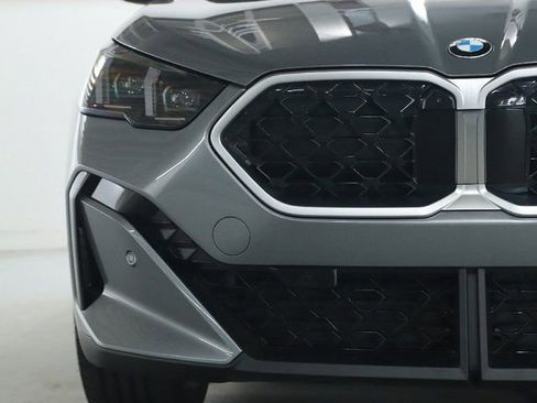 Used 2025 BMW X2 xDrive28i AWD/4WD image 7