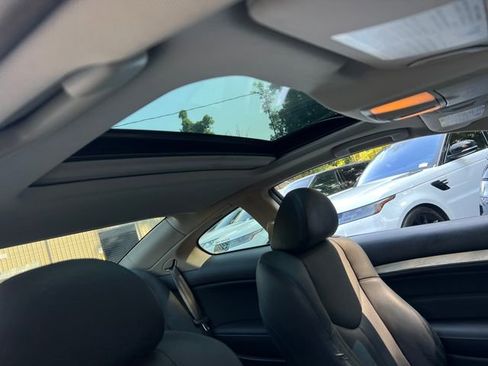 Used 2015 INFINITI Q60 Journey w/ Premium Package image 32