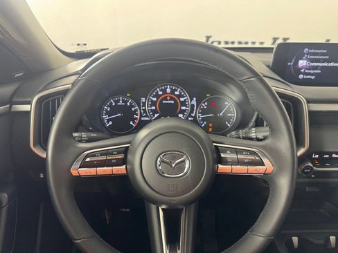 Used 2025 MAZDA CX-50 AWD 2.5 S w/ Premium Package image 17