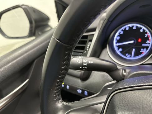 Used 2023 Toyota Camry SE image 18