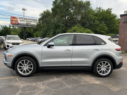 Used 2020 Porsche Cayenne AWD/4WD image 4