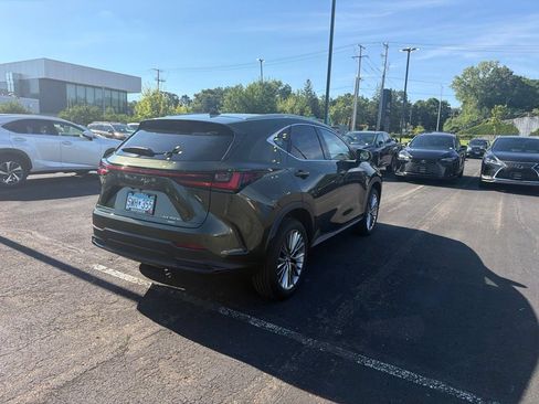 Used 2025 Lexus NX 350h AWD w/ Premium Package image 22