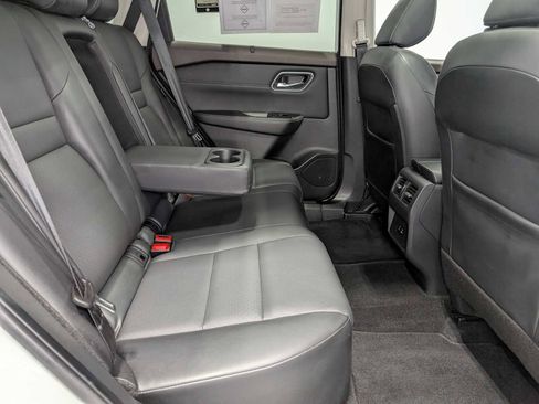 Used 2021 Nissan Rogue SV w/ Premium Package AWD/4WD image 42