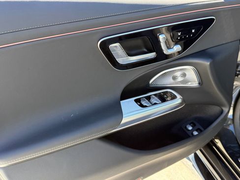 New 2026 Mercedes-Benz E 53 AMG e 4MATIC Sedan image 17