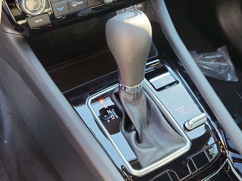 New 2026 Jeep Compass Limited image 10