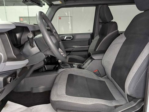 Used 2023 Ford Bronco 4-Door image 4