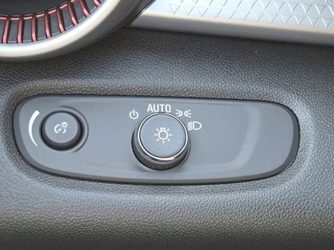 New 2026 Chevrolet Trax RS w/ Sunroof Package image 12