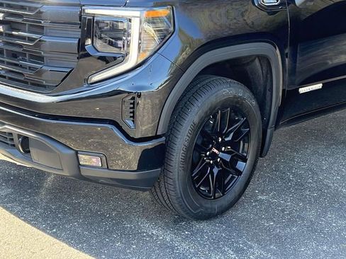 New 2026 GMC Sierra 1500 Elevation AWD/4WD image 8