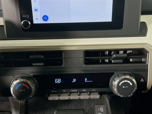 Used 2024 Toyota Tacoma TRD Off-Road image 24