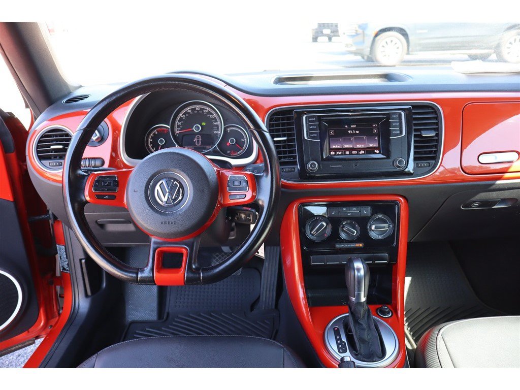 Used 2019 Volkswagen Beetle 2.0T FWD image 21