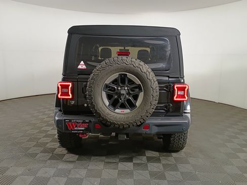 Used 2018 Jeep Wrangler Unlimited Rubicon w/ Dual Top Group image 13