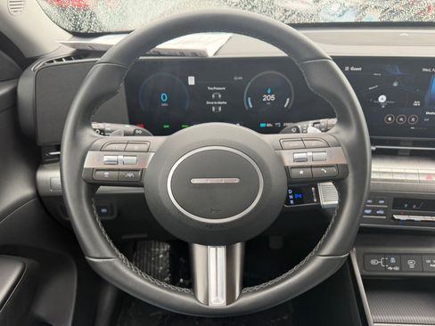 Used 2024 Hyundai Kona SEL image 13