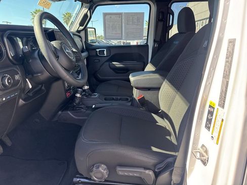 Certified 2025 Jeep Wrangler Unlimited Rubicon 4xe w/ Safety Group image 14