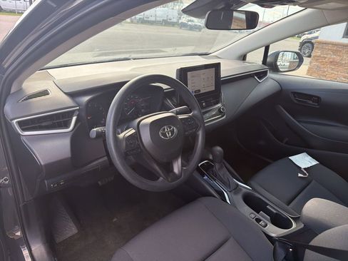 Used 2024 Toyota Corolla LE image 4