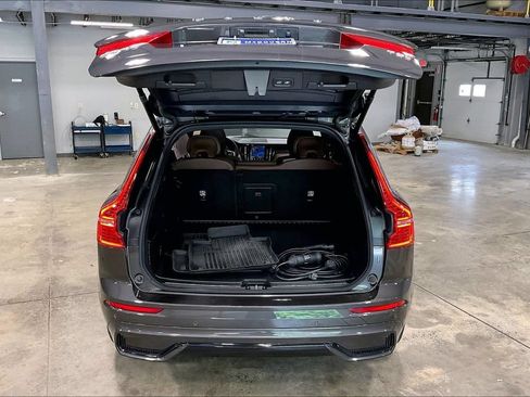 Certified 2025 Volvo XC60 T8 Plus w/ Climate Package AWD/4WD image 35