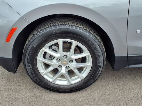 Used 2024 Chevrolet Equinox LT FWD image 29