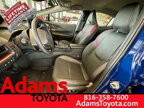 New 2026 Toyota Prius Plug-In Hybrid image 5