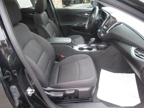 Used 2024 Chevrolet Malibu LT FWD image 7