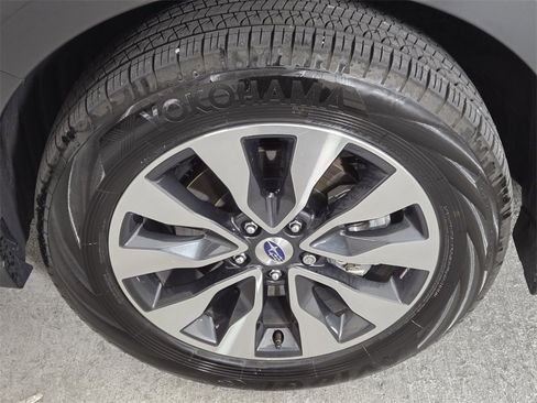 Certified 2025 Subaru Outback Limited XT image 11