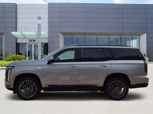 Used 2025 Cadillac Escalade Sport Platinum w/ LPO, Floor Liner Package image 3