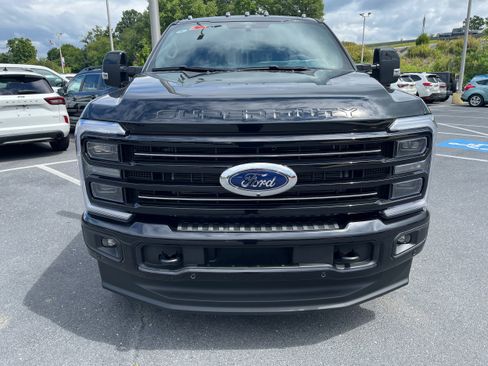 New 2026 Ford F250 Platinum AWD/4WD image 3