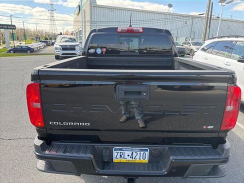 Used 2021 Chevrolet Colorado Z71 AWD/4WD image 4