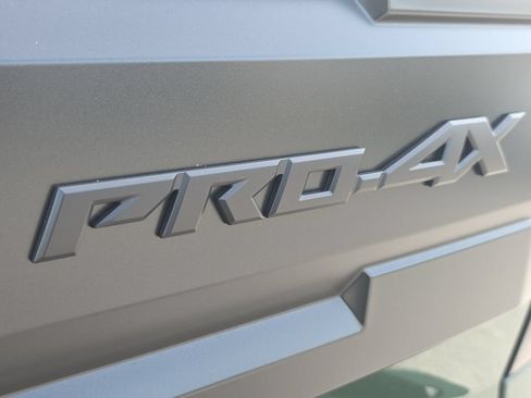 New 2026 Nissan Frontier PRO-4X AWD/4WD image 10