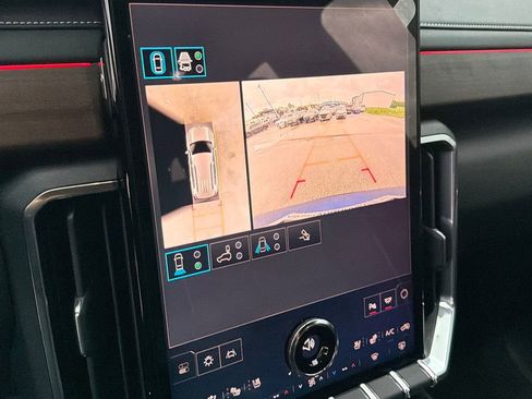 New 2026 GMC Acadia Denali Ultimate w/ LPO, Floor Liner Package AWD/4WD image 25