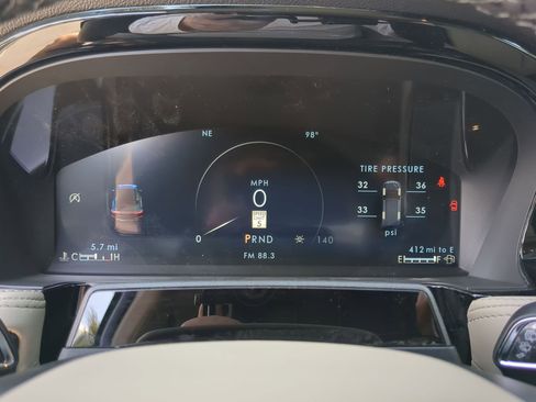 New 2026 Lincoln Corsair Reserve image 14