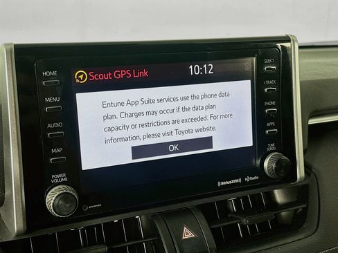 Used 2019 Toyota RAV4 XLE w/ Convenience Package FWD image 22