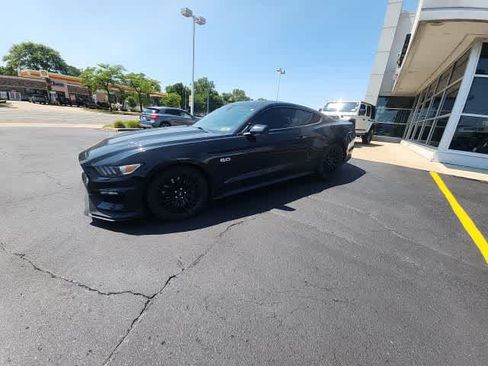 Used 2017 Ford Mustang GT Premium w/ GT Performance Package RWD image 31