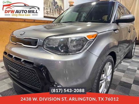 Used 2016 Kia Soul + w/ Primo Package FWD image 1