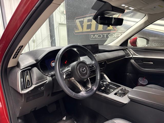 Used 2024 MAZDA CX-90 3.3 Turbo w/ Preferred Plus AWD/4WD image 5