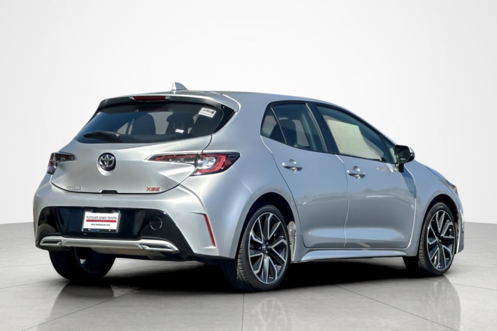 Certified 2020 Toyota Corolla XSE FWD image 5