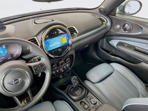 Used 2023 MINI Cooper Clubman S w/ MINI Untold Edition FWD image 28